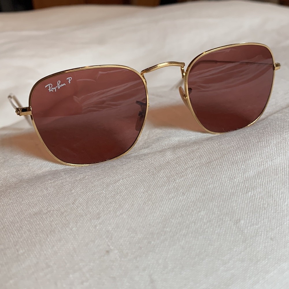 Frank ray bans in rose gold